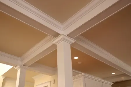 ceiling with crown molding