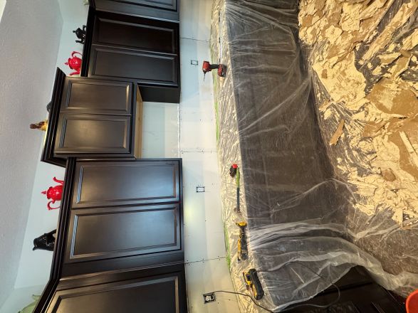 Kitchen backsplash before