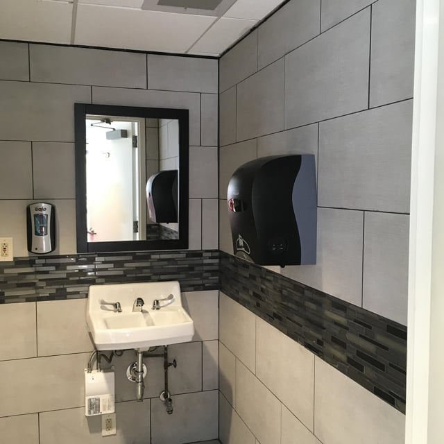 Renovation and furnishing bathroom