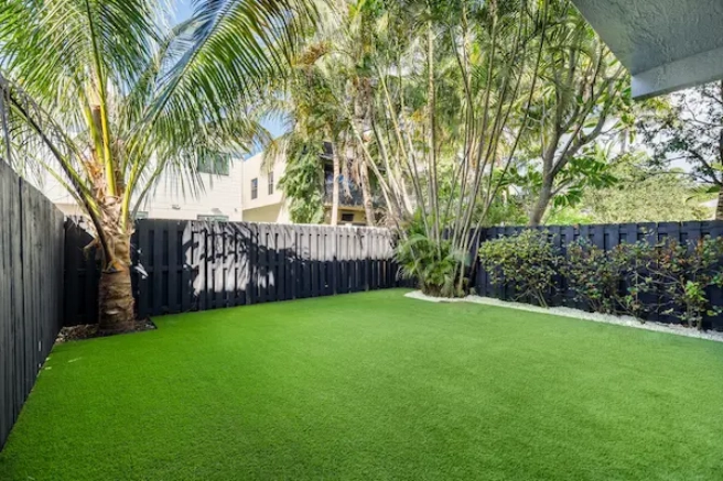 Artificial turf installation vero beach