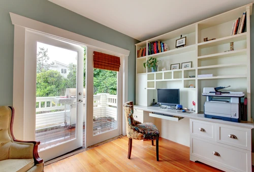 From choosing the right space and finding your design style to our expert tips and tricks, discover what you need to know when renovating your home office.