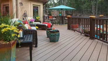 A beautiful and clean deck