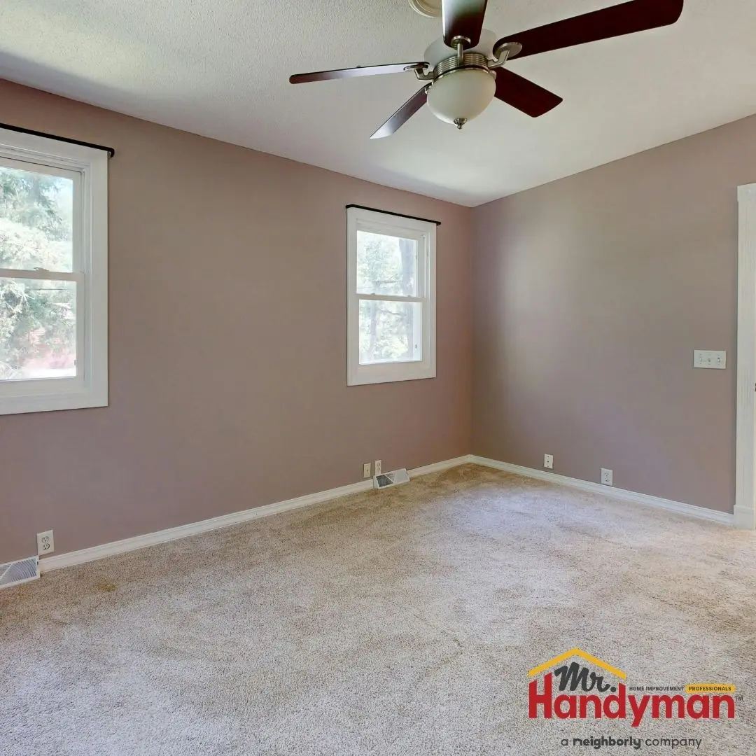 carpenter installing crown molding
