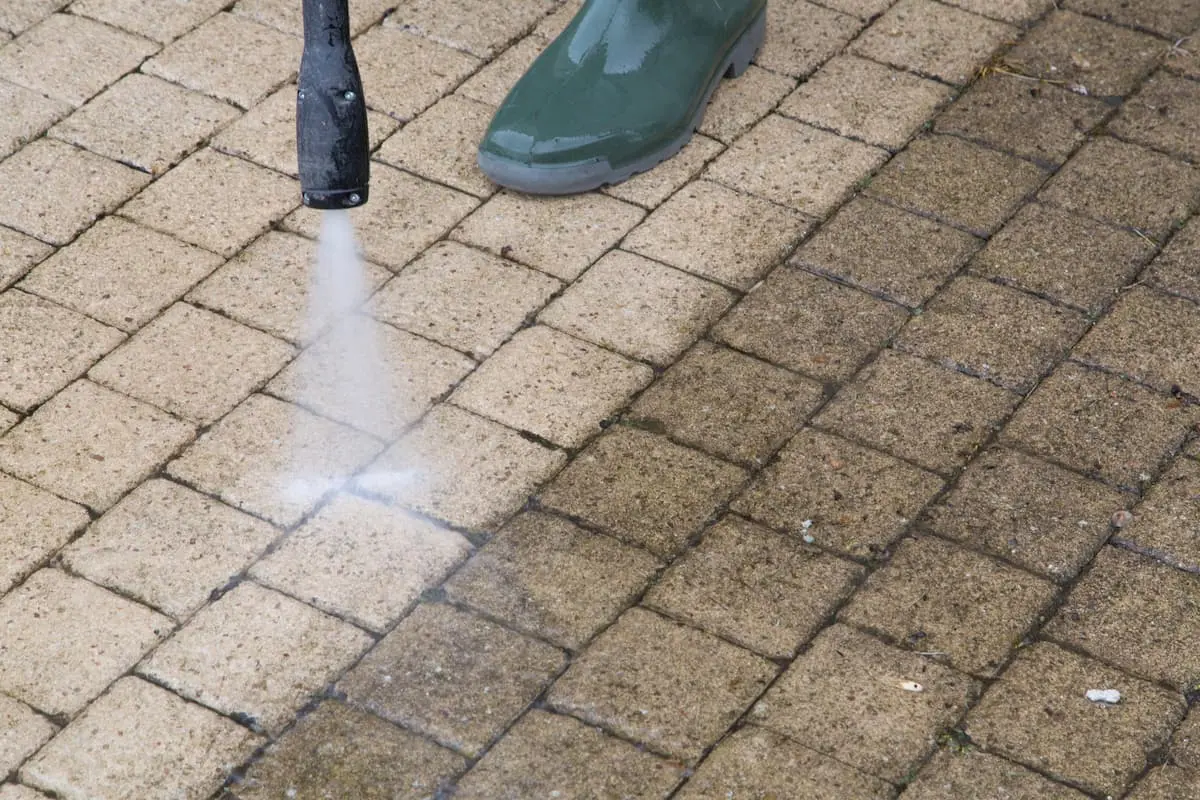 Erie power washing services