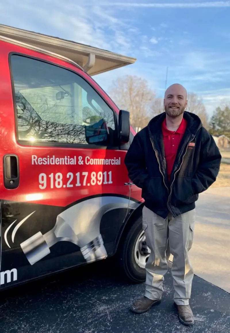 Mr. Handyman technician outside of Sapulpa home